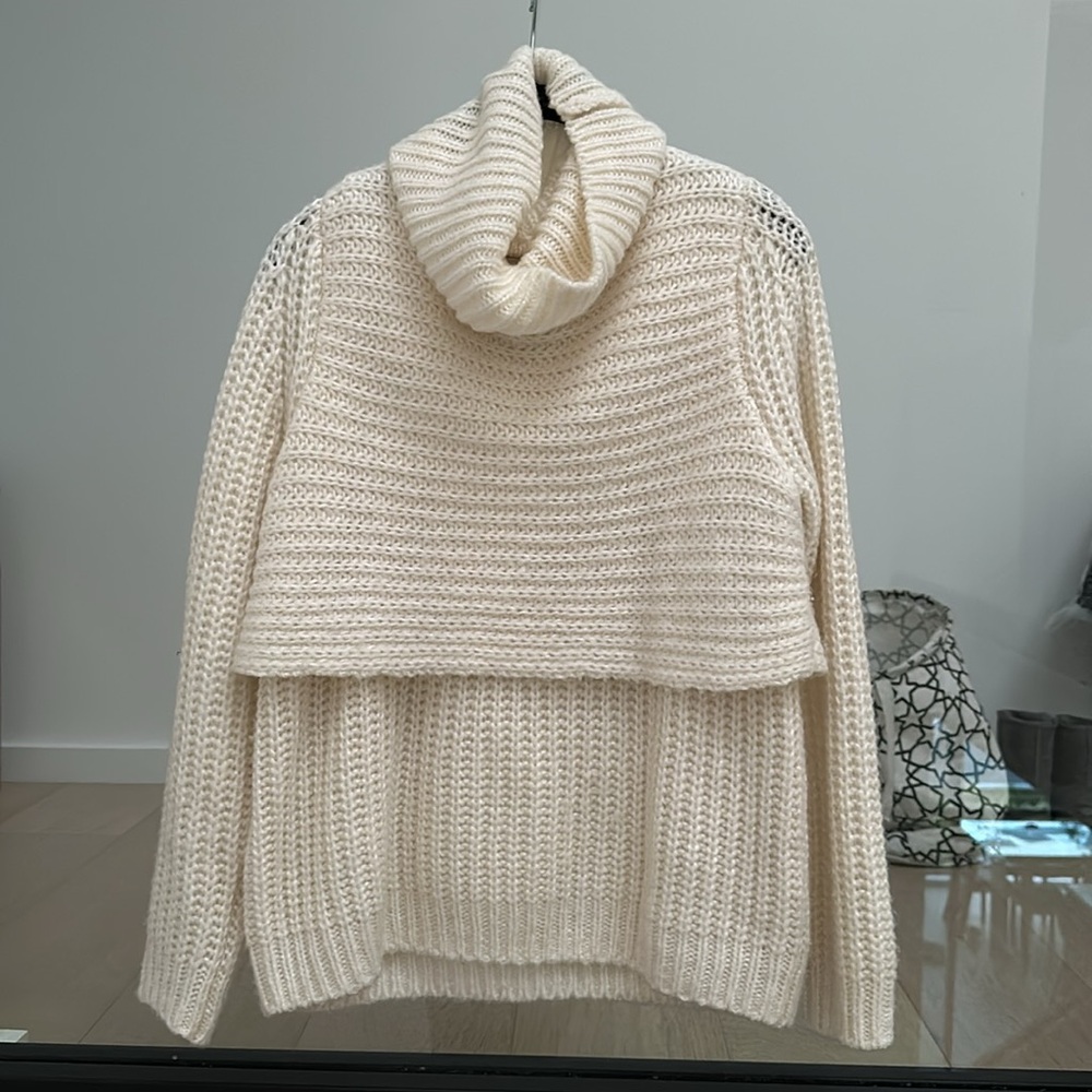 Mason turtleneck sweater